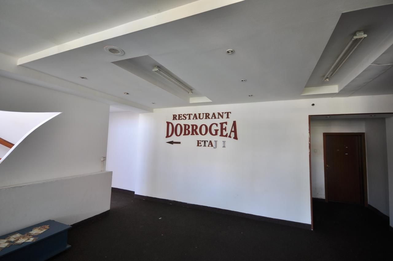 Отель Hotel Dobrogea Констанца-19